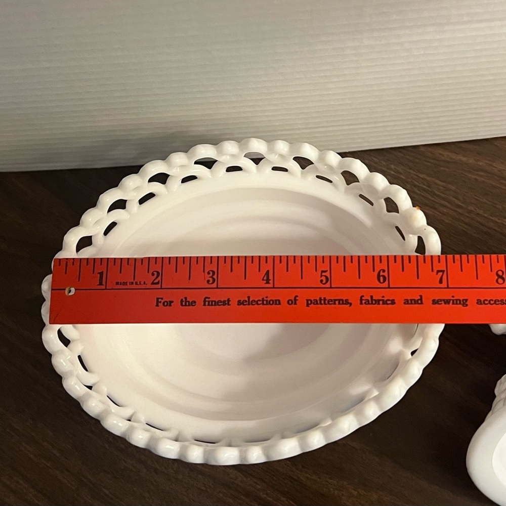 Vintage Westmoreland Milk glass - Picture 7 of 9